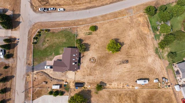 7272 Lupine Drive, Sanger, CA 93657