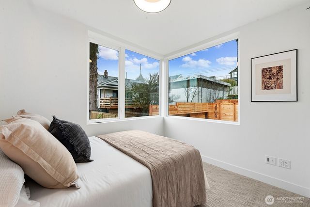 3808 42nd Avenue SW, Seattle, WA 98116