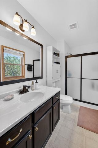 2877 Larkspur Lane, Fitchburg, WI 53711