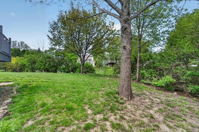 2877 Larkspur Lane, Fitchburg, WI 53711
