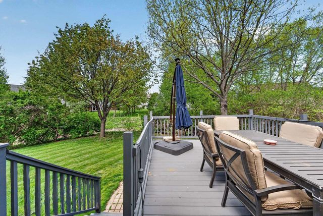 2877 Larkspur Lane, Fitchburg, WI 53711