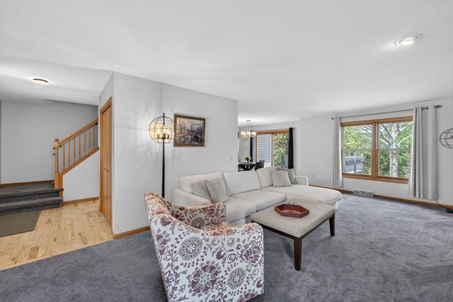 2877 Larkspur Lane, Fitchburg, WI 53711