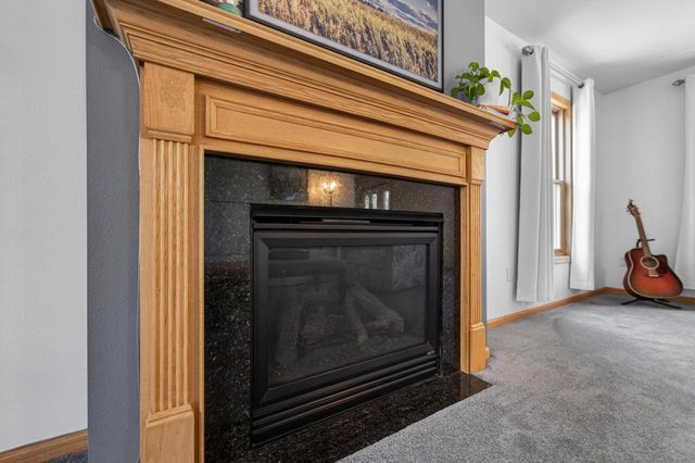 2877 Larkspur Lane, Fitchburg, WI 53711