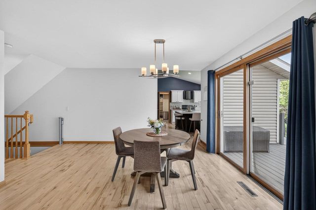 2877 Larkspur Lane, Fitchburg, WI 53711