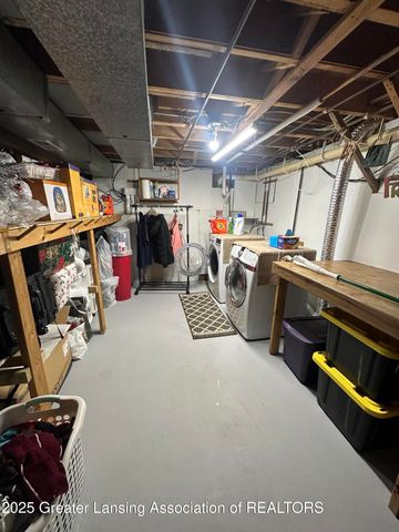 7426 Oak Highway, Charlotte, MI 48813