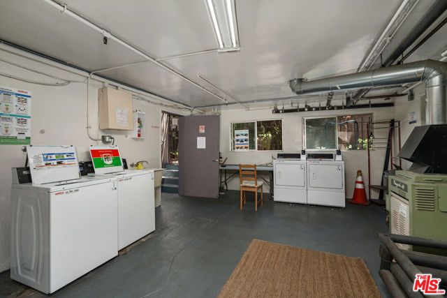 1152 N Poinsettia Place 5, West Hollywood, CA 90046