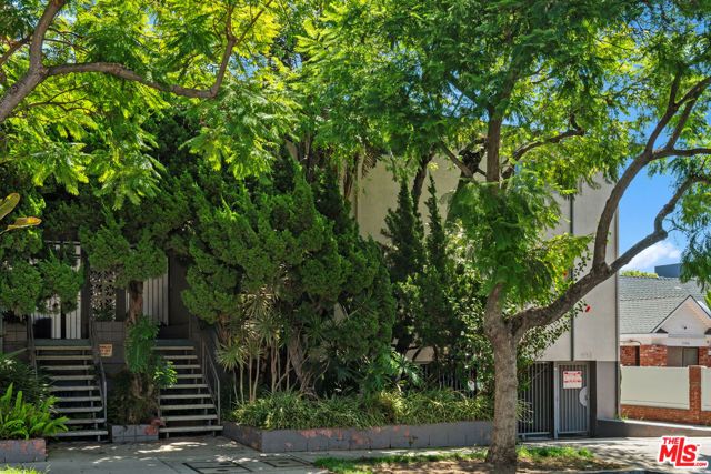 1152 N Poinsettia Place 5, West Hollywood, CA 90046