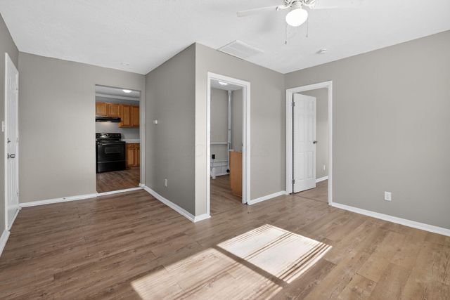 1657 Eastbrook Drive S, Columbus, OH 43223