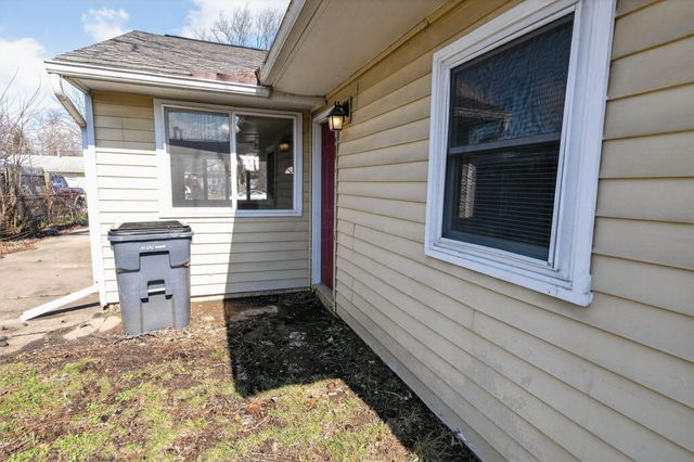 1657 Eastbrook Drive S, Columbus, OH 43223