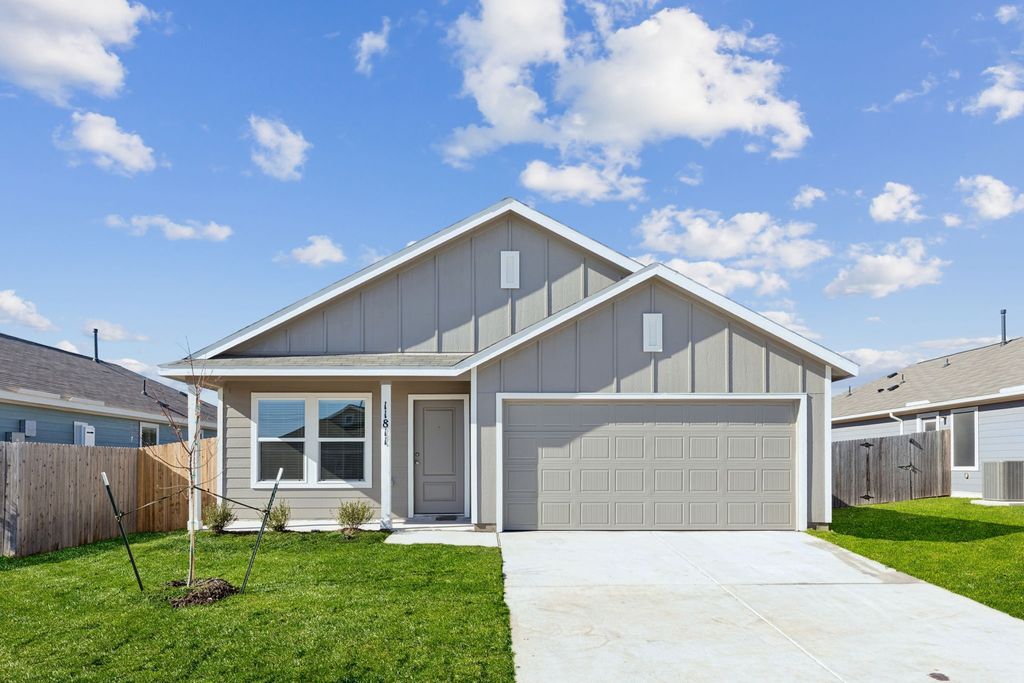 11811 Mancos Trail, Justin, TX 76247