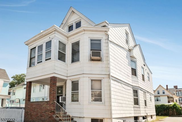 253 E 21St St, Paterson City, NJ 07513