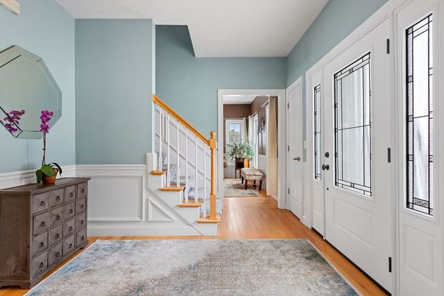 103 Prairie St, Northbridge, MA 01534