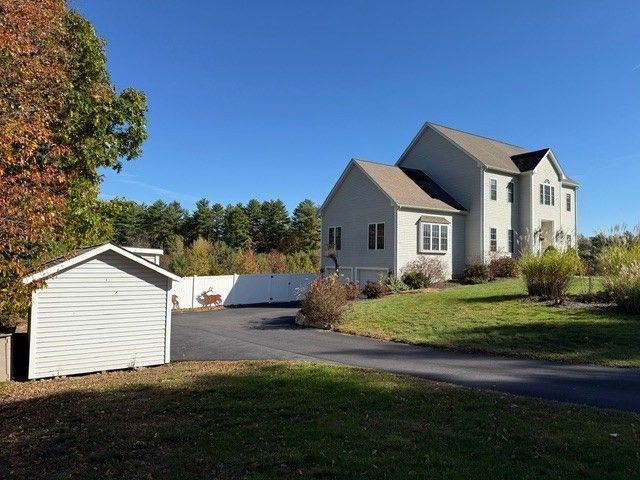 103 Prairie St, Northbridge, MA 01534