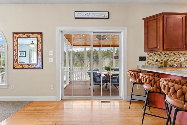 103 Prairie St, Northbridge, MA 01534