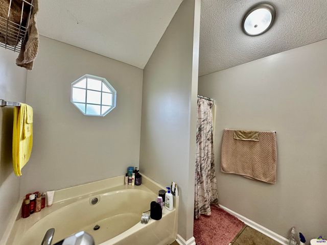 208 Butten Drive, Bonaire, GA 31005