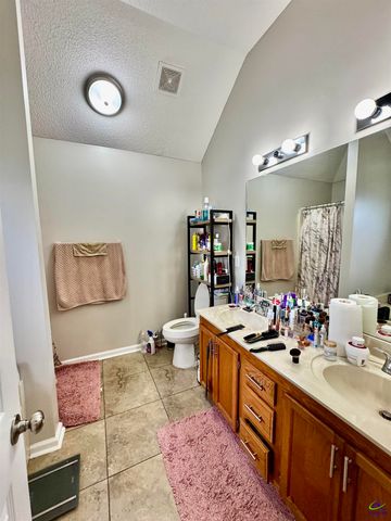 208 Butten Drive, Bonaire, GA 31005