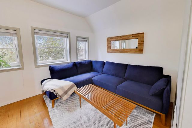 1017 N Richmond Street, Chicago, IL 60622