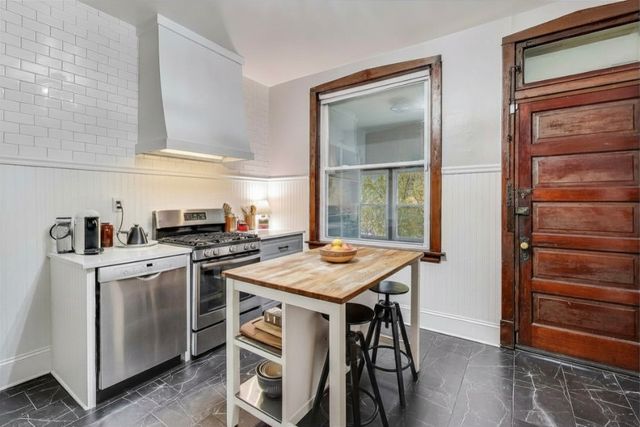 1017 N Richmond Street, Chicago, IL 60622