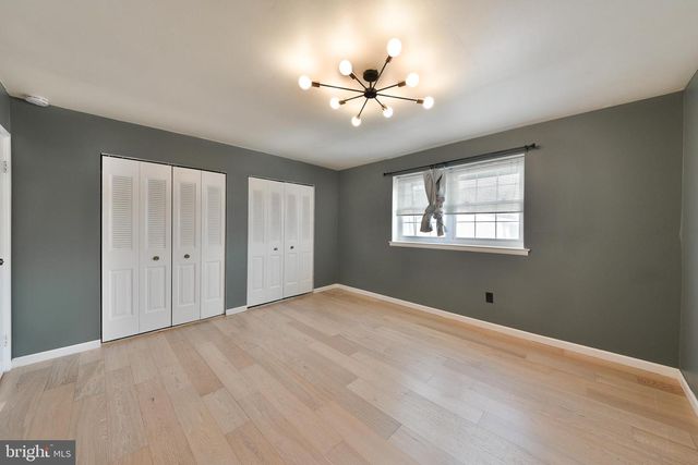 204-I HAMPTON XING, Southampton, PA 18966