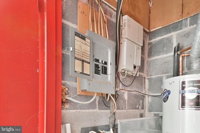 204-I HAMPTON XING, Southampton, PA 18966