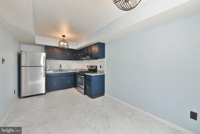 204-I HAMPTON XING, Southampton, PA 18966