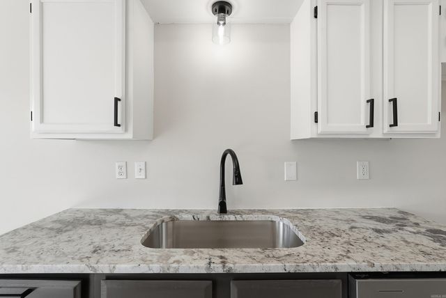 201 Zachary Cove, Bryant, AR 72022