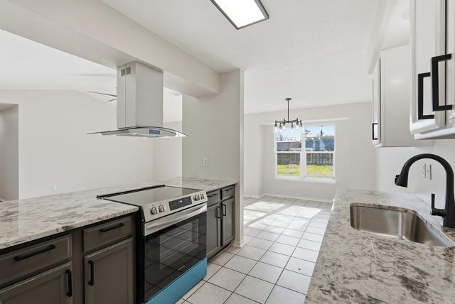 201 Zachary Cove, Bryant, AR 72022