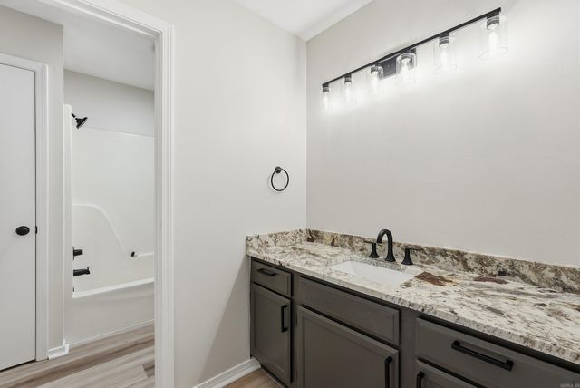 201 Zachary Cove, Bryant, AR 72022