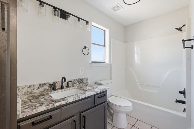 201 Zachary Cove, Bryant, AR 72022