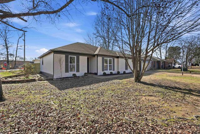 201 Zachary Cove, Bryant, AR 72022