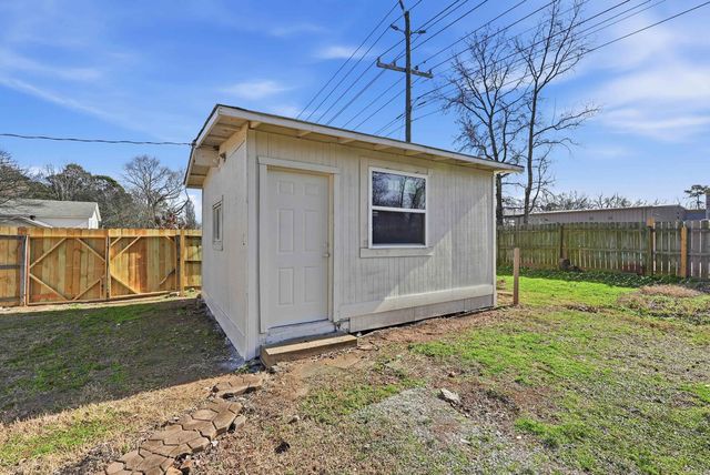 201 Zachary Cove, Bryant, AR 72022