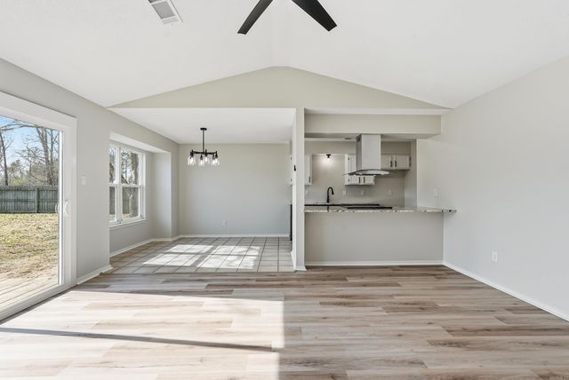 201 Zachary Cove, Bryant, AR 72022