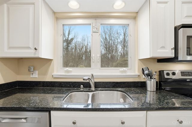 141 Wrenwood Lane, Terrace Park, OH 45174