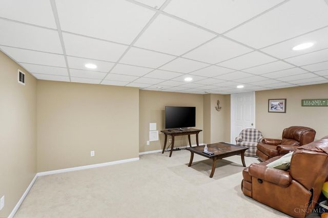 141 Wrenwood Lane, Terrace Park, OH 45174