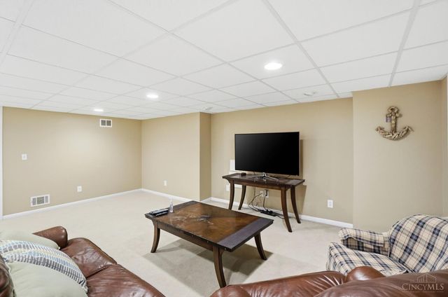 141 Wrenwood Lane, Terrace Park, OH 45174