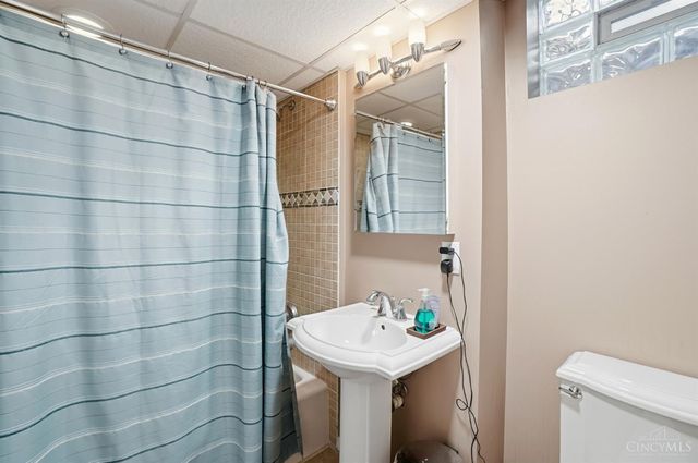 141 Wrenwood Lane, Terrace Park, OH 45174