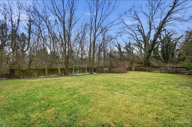 141 Wrenwood Lane, Terrace Park, OH 45174