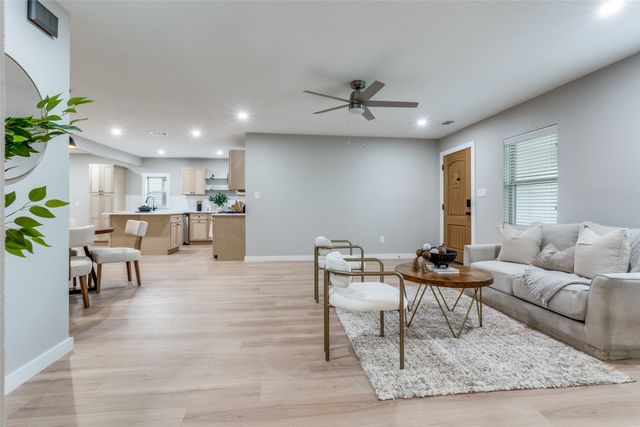 3160 O Bannon Drive, Dallas, TX 75224