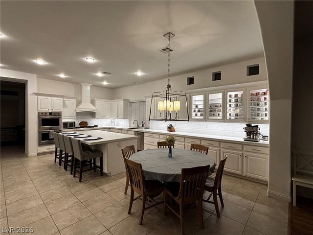 6364 Radiant Rapture Avenue, Las Vegas, NV 89131