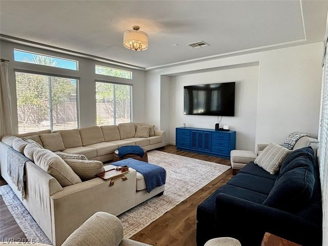 6364 Radiant Rapture Avenue, Las Vegas, NV 89131
