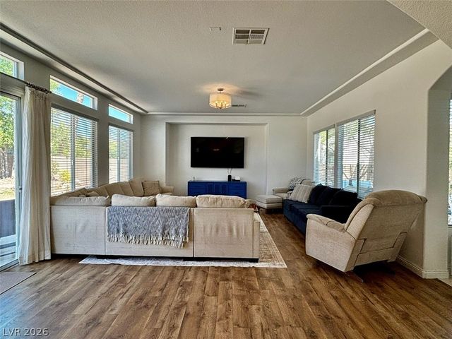 6364 Radiant Rapture Avenue, Las Vegas, NV 89131