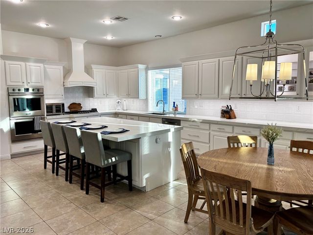6364 Radiant Rapture Avenue, Las Vegas, NV 89131