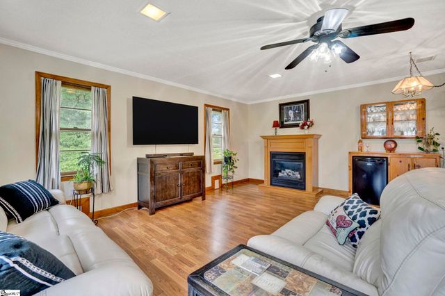 207 Fair Place, Clinton, SC 29325