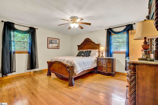 207 Fair Place, Clinton, SC 29325
