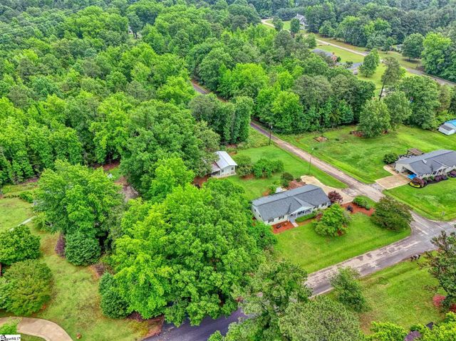207 Fair Place, Clinton, SC 29325