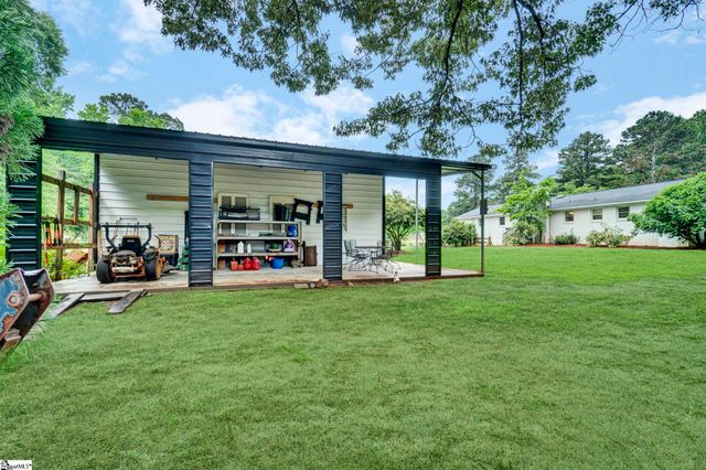 207 Fair Place, Clinton, SC 29325