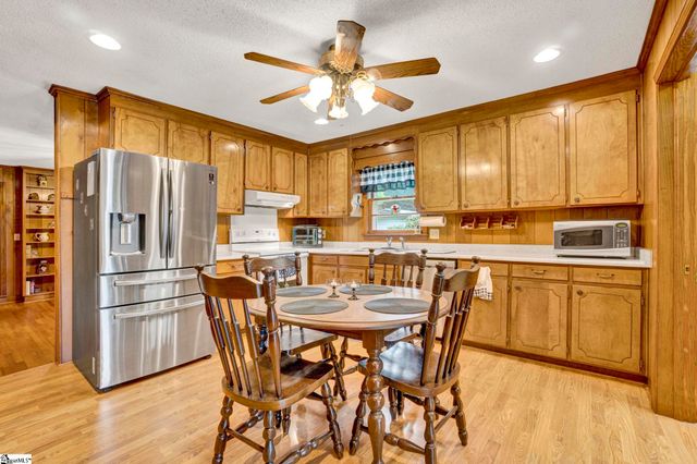 207 Fair Place, Clinton, SC 29325