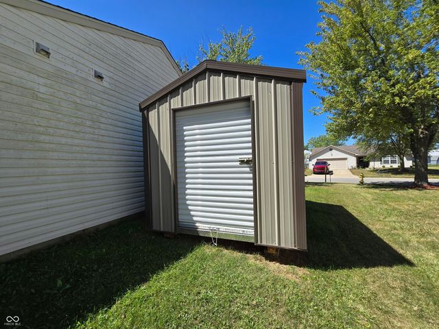 2867 Branifield Drive, Franklin, IN 46131