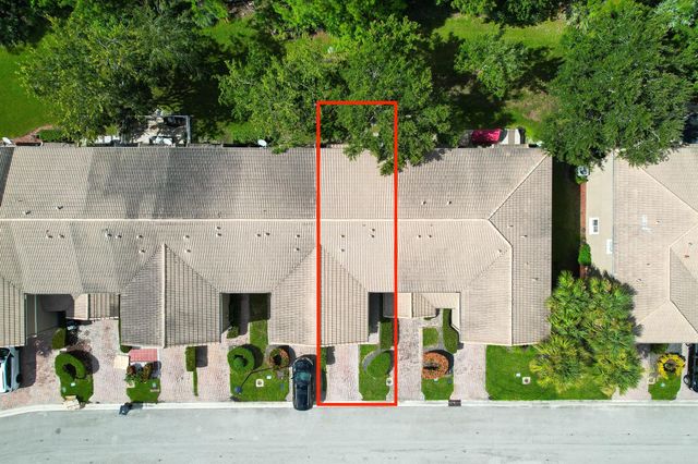 2241 SW Marshfield Court, Port St Lucie, FL 34953