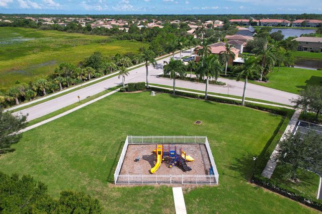 2241 SW Marshfield Court, Port St Lucie, FL 34953